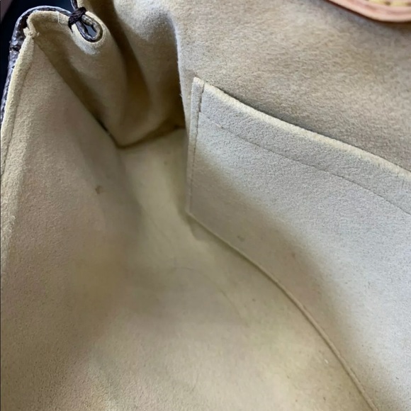 Sold *LV Beverly Clutch! - Picture 7 of 8